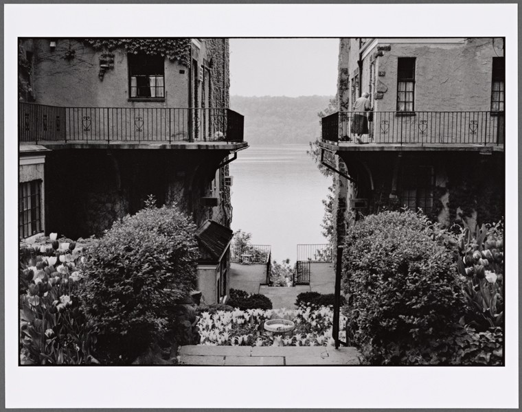 Black and white photo of Riverdale, Bronx